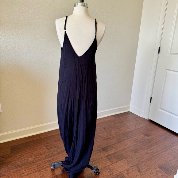 Elan Black Sleeveless Spaghetti Strap Maxi Sundress - Picture 3 of 4